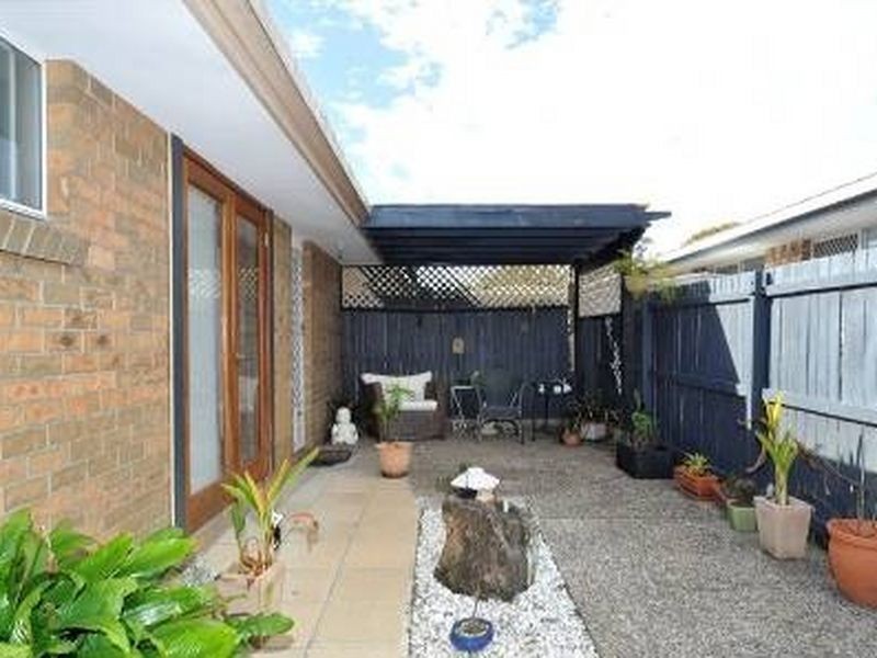 1/15 COVENTRY COURT, Labrador QLD 4215
