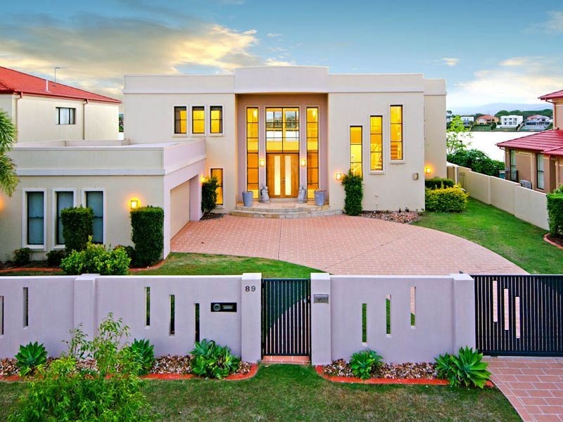 89 EDINBURGH ROAD, Benowa QLD 4217