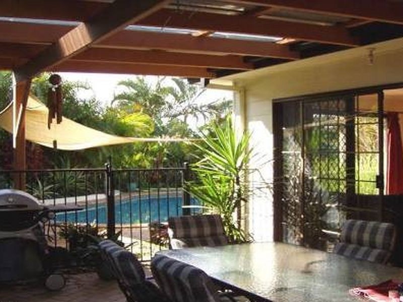 3 RANGE COURT, Arundel QLD 4214