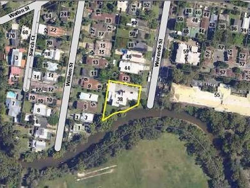 38 WORENDO STREET, Southport QLD 4215