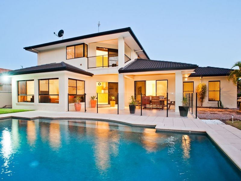 13 BLACKFEN COURT, Arundel QLD 4214