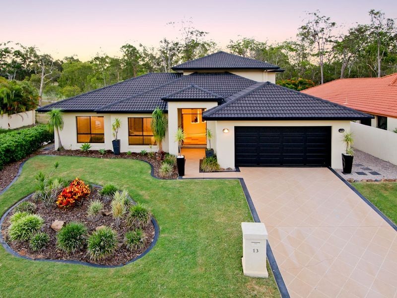 13 BLACKFEN COURT, Arundel QLD 4214