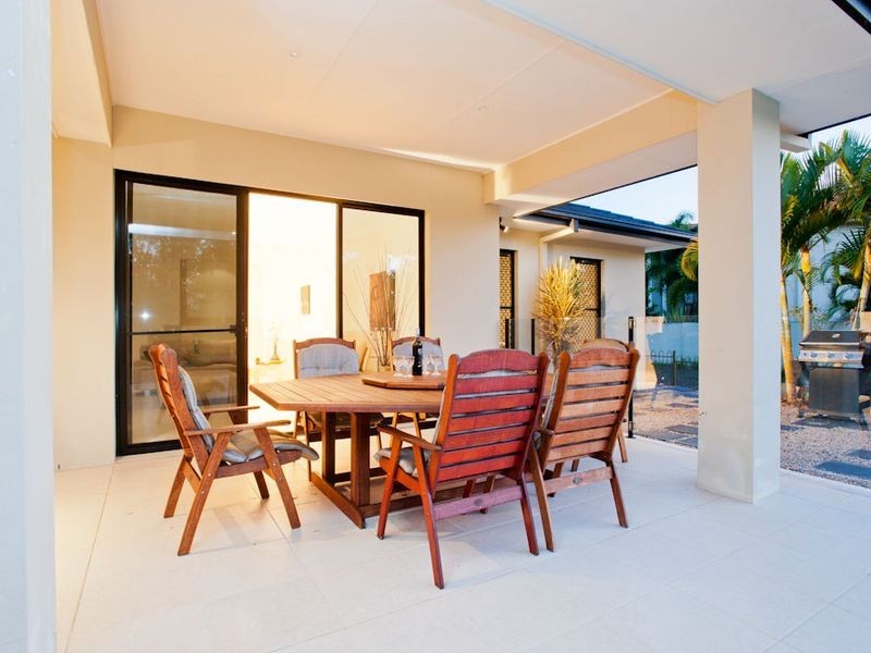 13 BLACKFEN COURT, Arundel QLD 4214