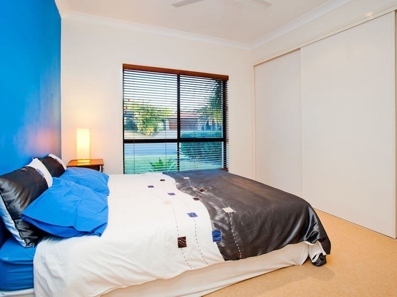 13 BLACKFEN COURT, Arundel QLD 4214