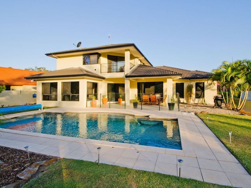 13 BLACKFEN COURT, Arundel QLD 4214