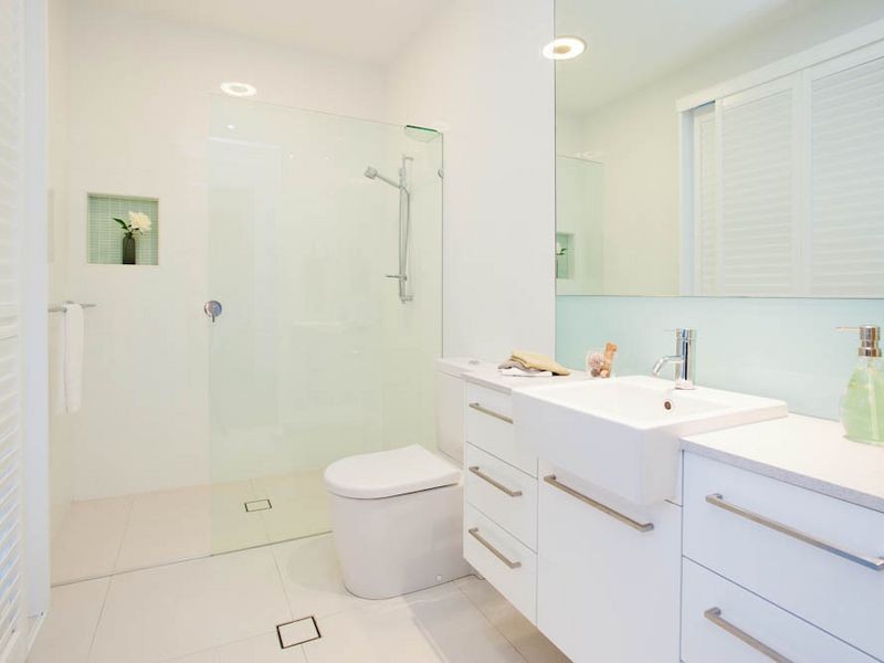 23 Middle Quay Drive, Biggera Waters QLD 4216