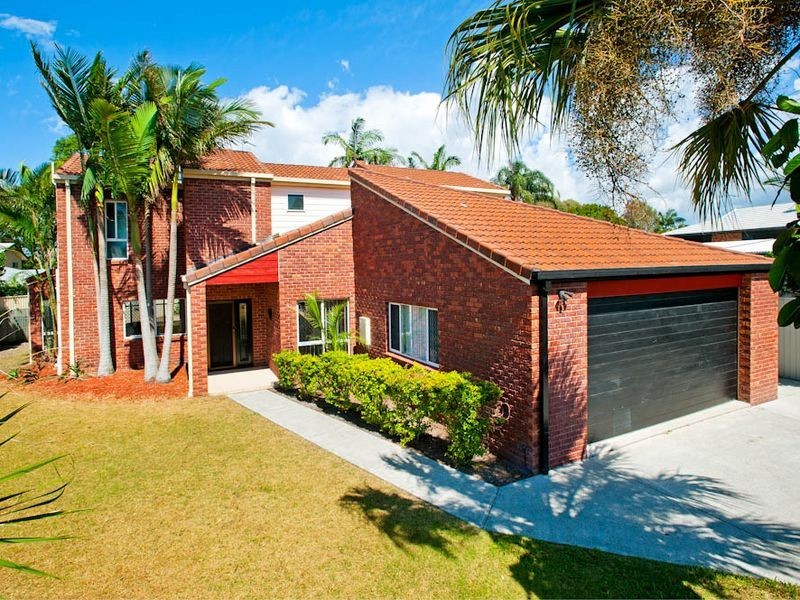 2A BLUEGUM AVENUE, Hollywell QLD 4216