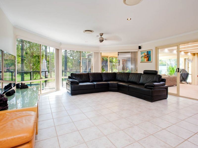 18 FITZALAN CIRCUIT, Arundel QLD 4214