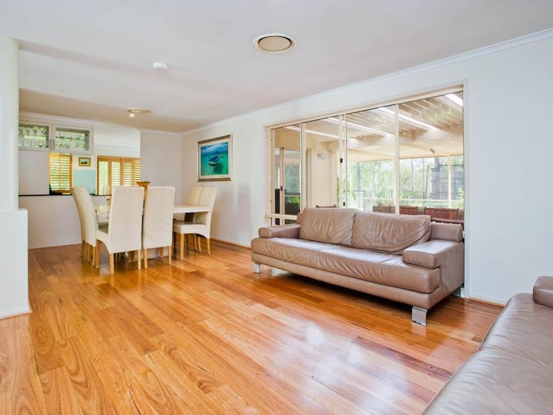 18 FITZALAN CIRCUIT, Arundel QLD 4214