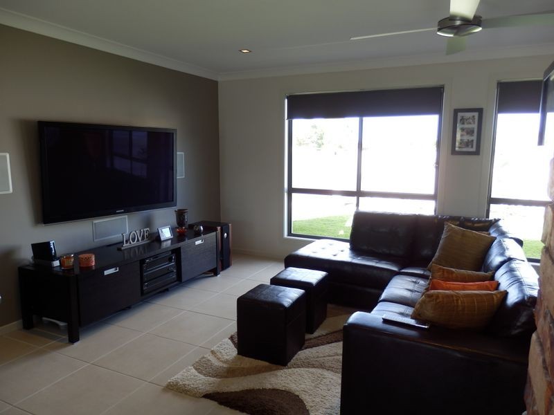 18 Salvia Street, Hollywell QLD 4216