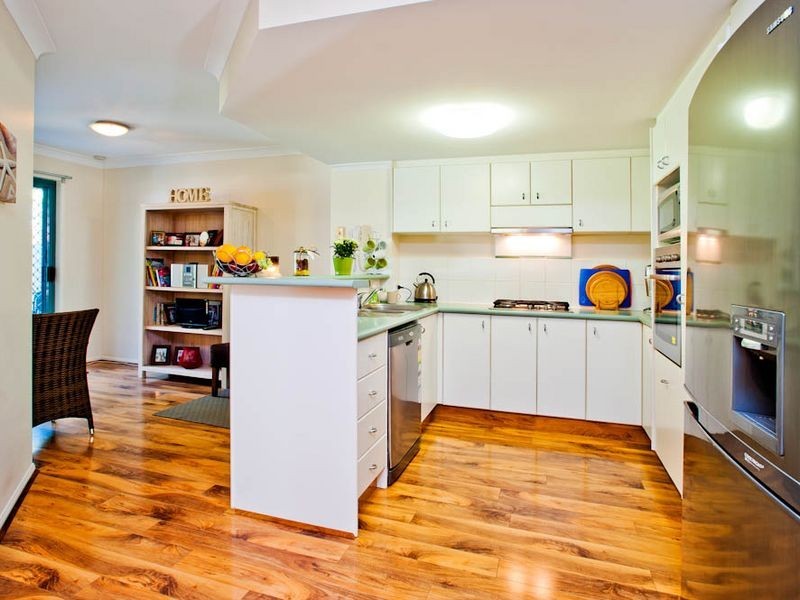 121/19 SANTA BARBARA ROAD, Hope Island QLD 4212