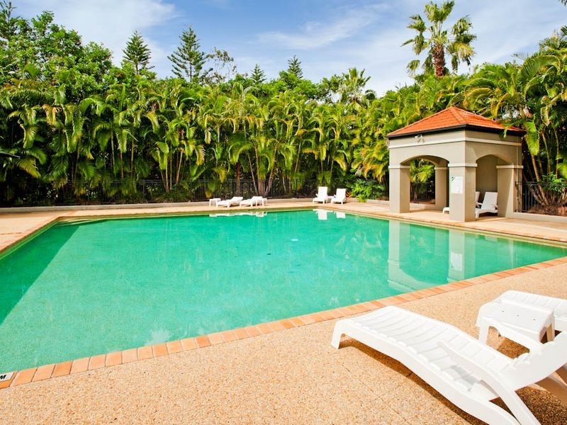 121/19 SANTA BARBARA ROAD, Hope Island QLD 4212