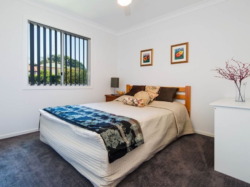 17 Gordon Street, Labrador QLD 4215