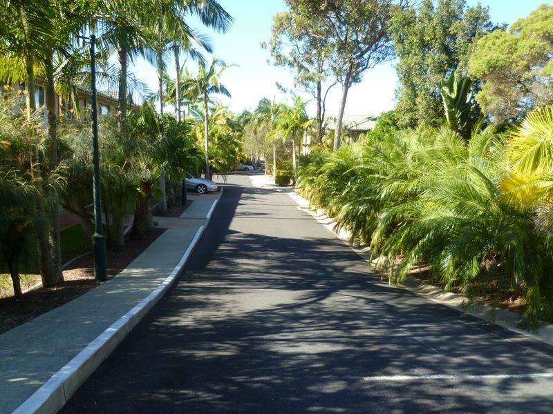 14/447 Pine Ridge Rd, Runaway Bay QLD 4216