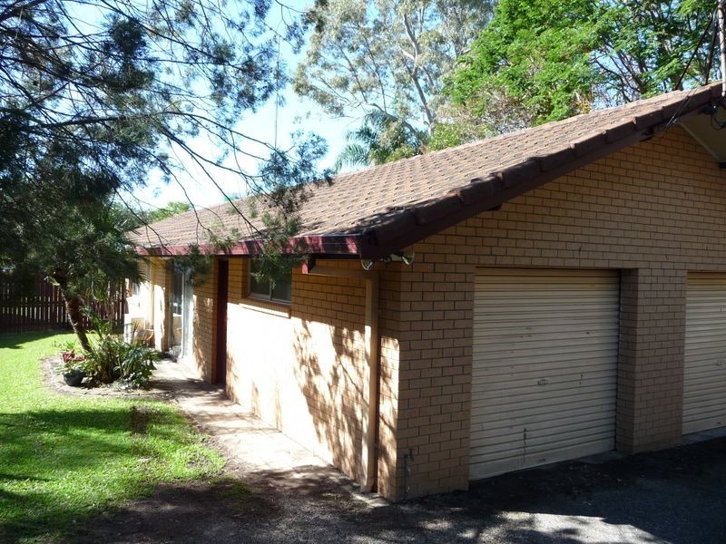 2/9 Waratah Avenue, Biggera Waters QLD 4216