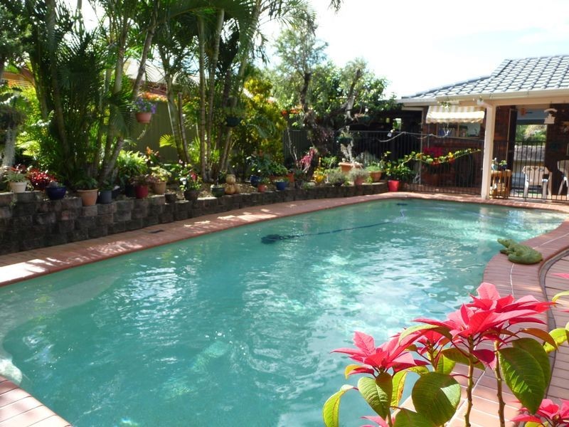 13 CHIFFLEY PLACE, Arundel QLD 4214