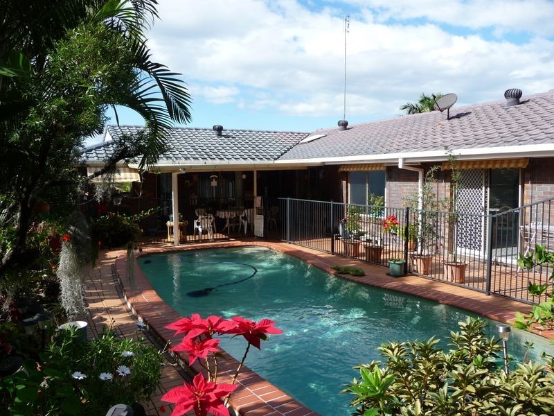 13 CHIFFLEY PLACE, Arundel QLD 4214