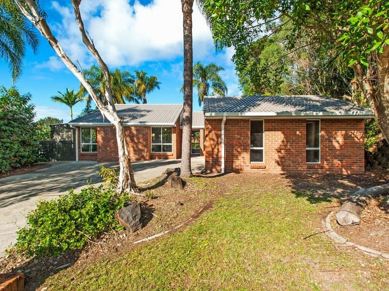 12 MONROE COURT, Oxenford QLD 4210