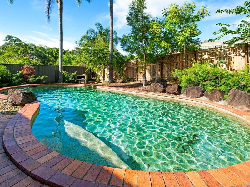 12 MONROE COURT, Oxenford QLD 4210