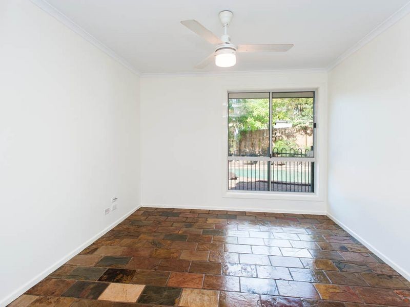 12 MONROE COURT, Oxenford QLD 4210