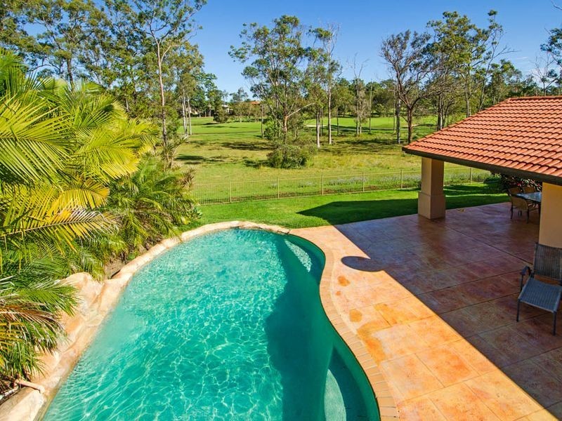 104 ARUN DRIVE, Arundel QLD 4214