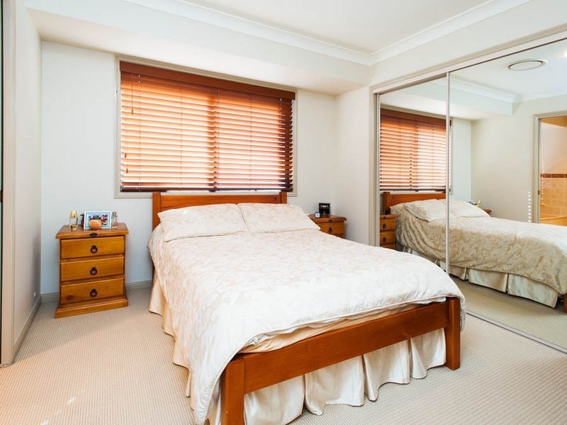 104 ARUN DRIVE, Arundel QLD 4214