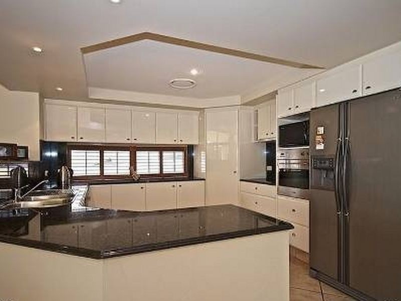 104 ARUN DRIVE, Arundel QLD 4214