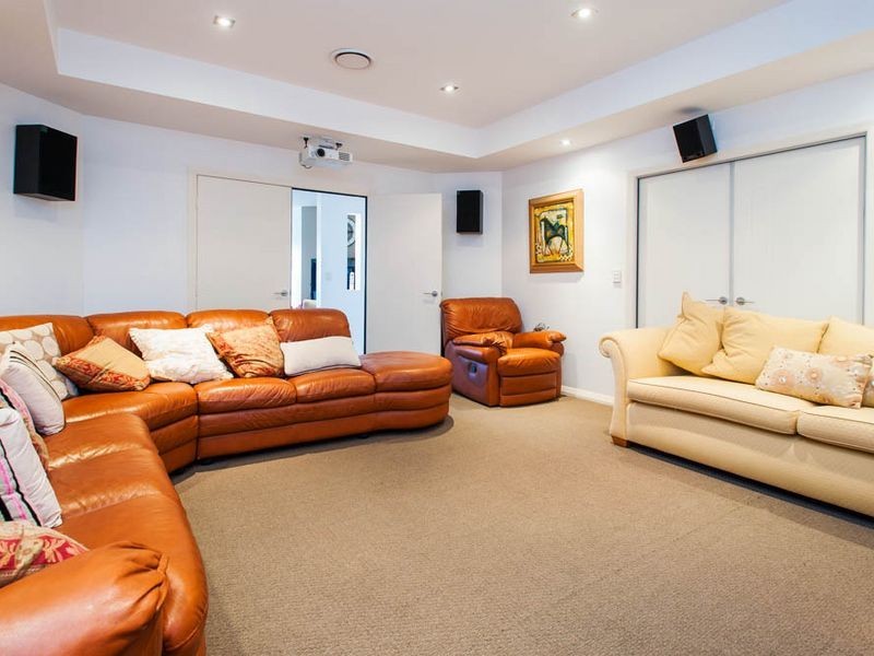 11 SALVADO DRIVE, Pacific Pines QLD 4211