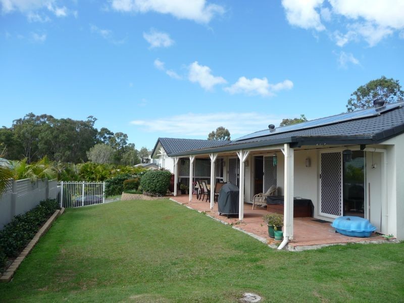 14 Pearson Close, Arundel QLD 4214
