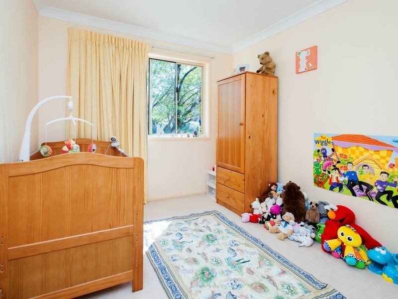 2/482 Pine Ridge Rd, Coombabah QLD 4216