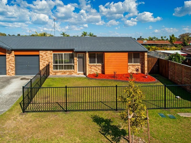 2/26 Crystal Reef Drive, Coombabah QLD 4216