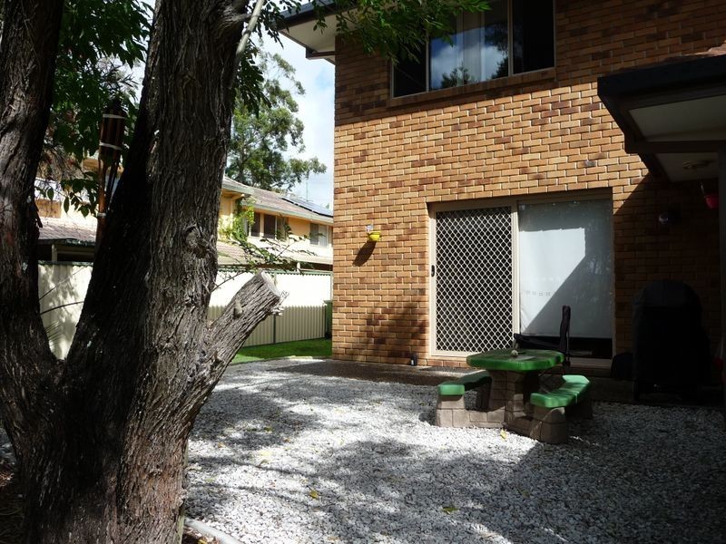 8/461 Pine Ridge Road, Runaway Bay QLD 4216