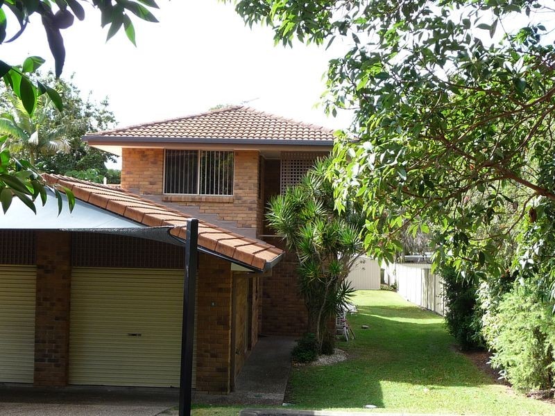 8/461 Pine Ridge Road, Runaway Bay QLD 4216
