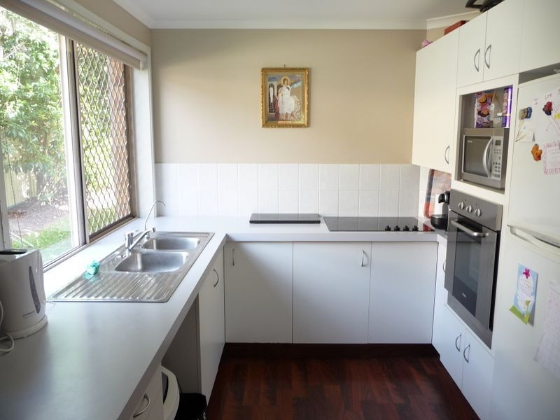 8/461 Pine Ridge Road, Runaway Bay QLD 4216