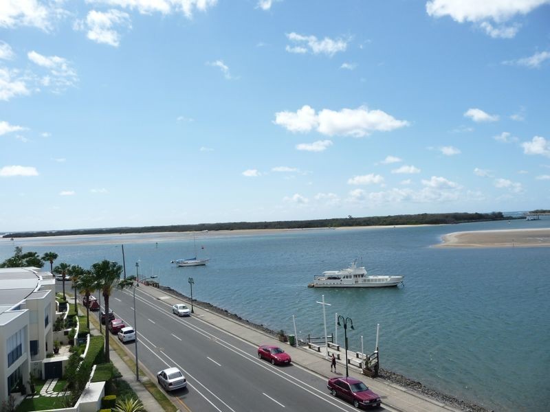 12/318 Marine Parade, Labrador QLD 4215
