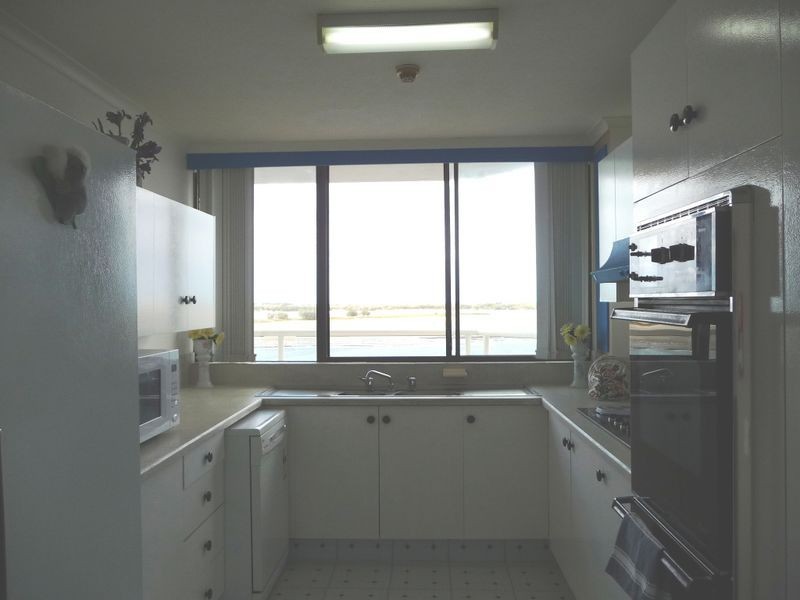 12/318 Marine Parade, Labrador QLD 4215