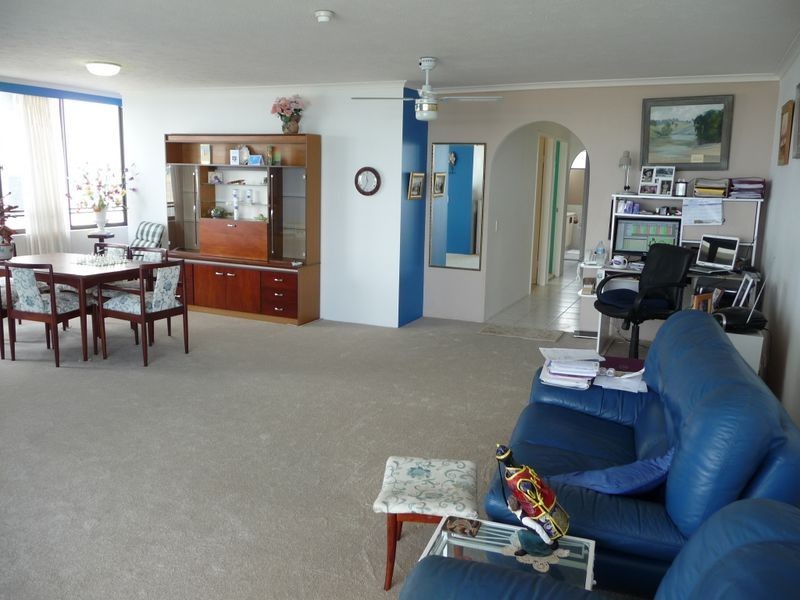 12/318 Marine Parade, Labrador QLD 4215