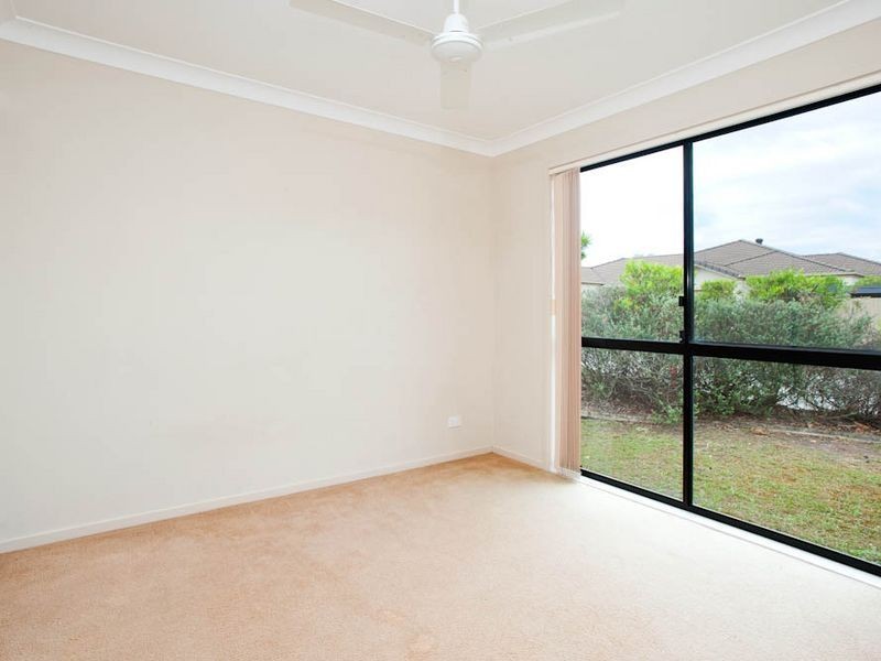153/590 Pine Ridge Rd, Coombabah QLD 4216
