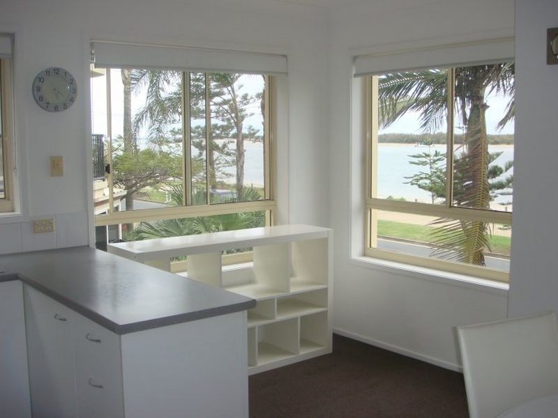 10/416 Marine Parade, Biggera Waters QLD 4216