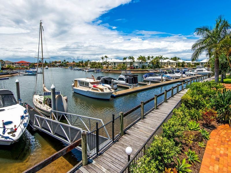 1/41a Broadwater Street, Runaway Bay QLD 4216