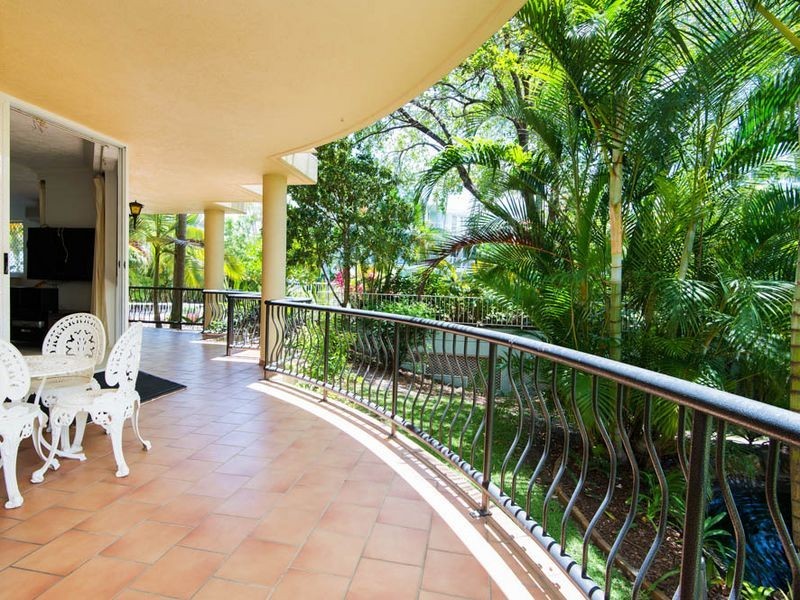 1/41a Broadwater Street, Runaway Bay QLD 4216