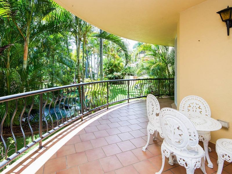 1/41a Broadwater Street, Runaway Bay QLD 4216
