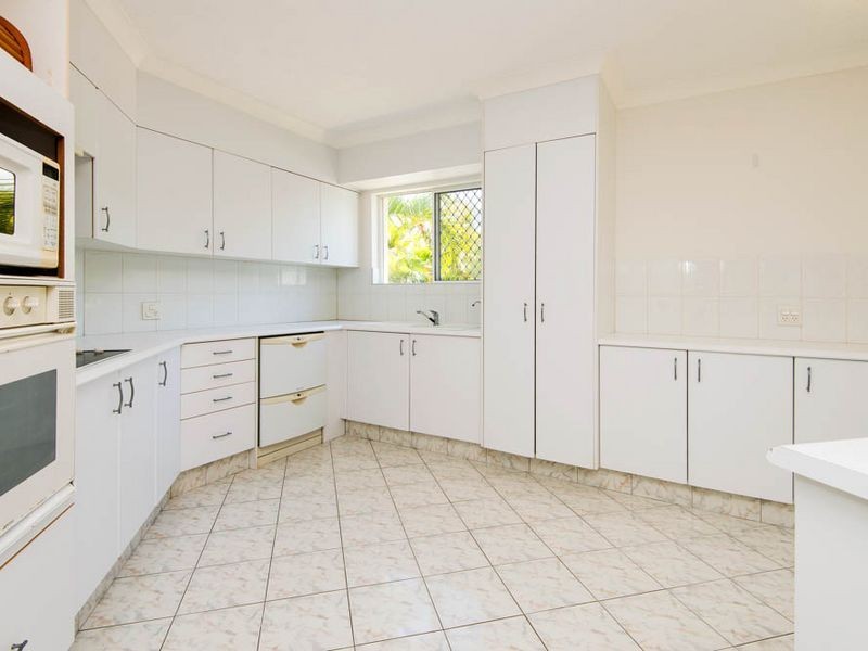 1/41a Broadwater Street, Runaway Bay QLD 4216