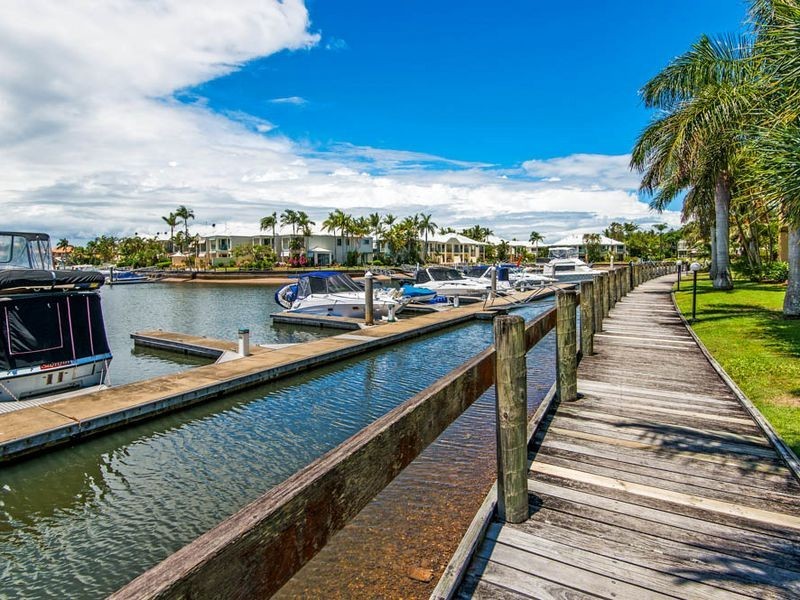 1/41a Broadwater Street, Runaway Bay QLD 4216