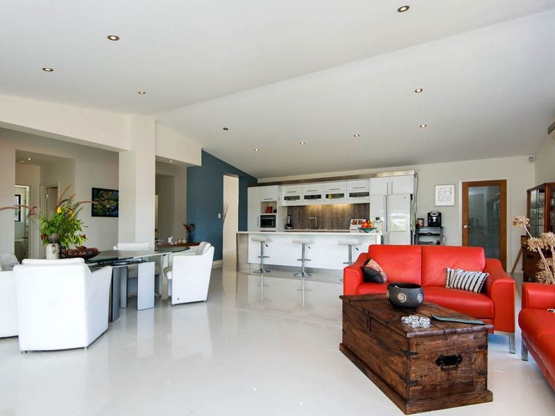 10 Cobbler Place, Pacific Pines QLD 4211