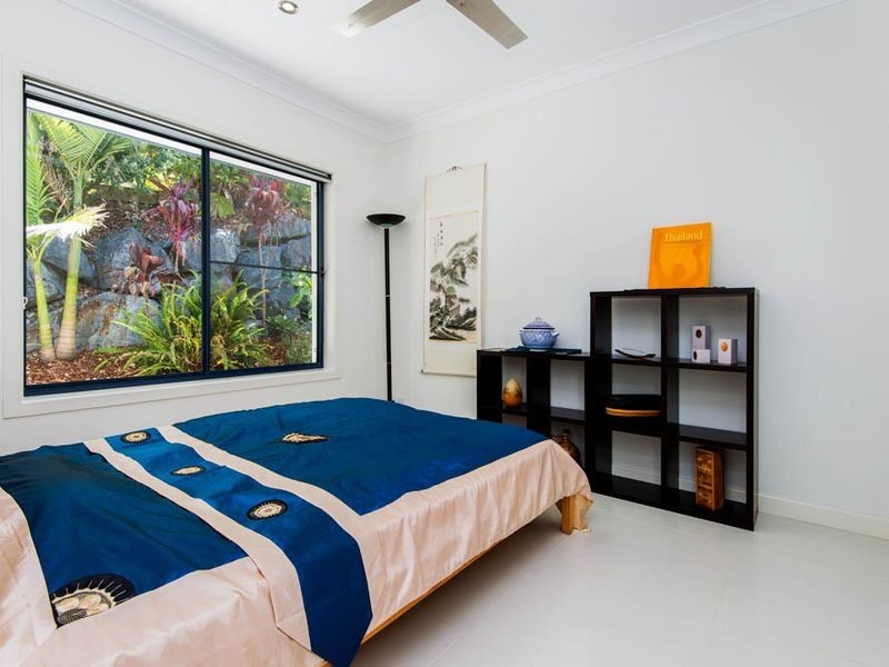 10 Cobbler Place, Pacific Pines QLD 4211