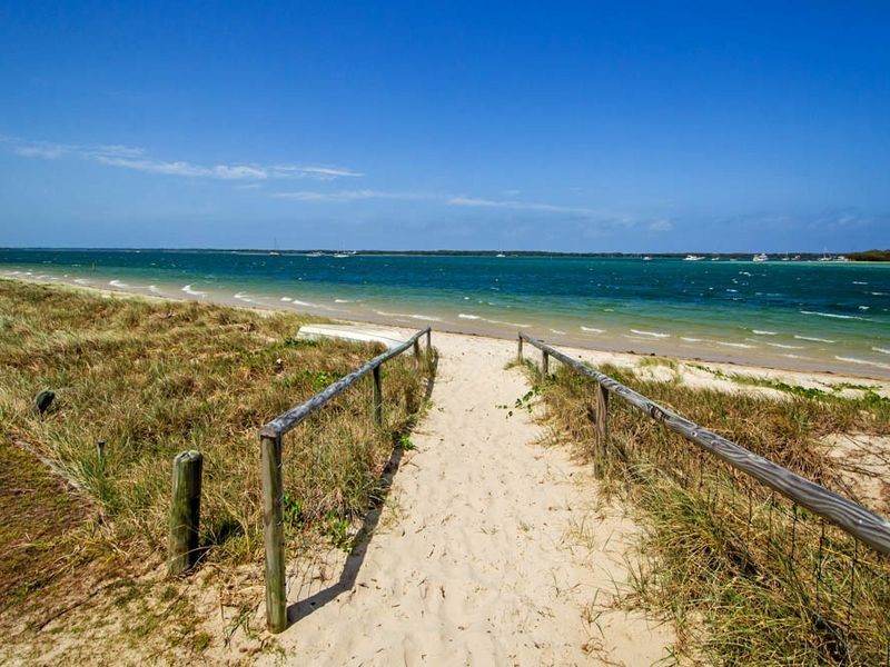 502 Marine Parade, Biggera Waters QLD 4216