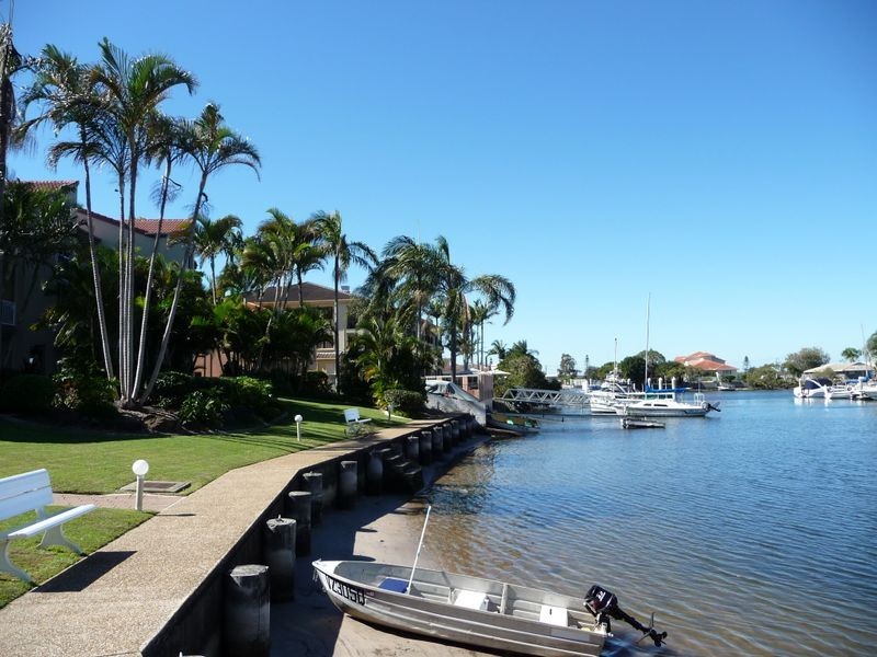 47/22 Jennifer Avenue, Runaway Bay QLD 4216