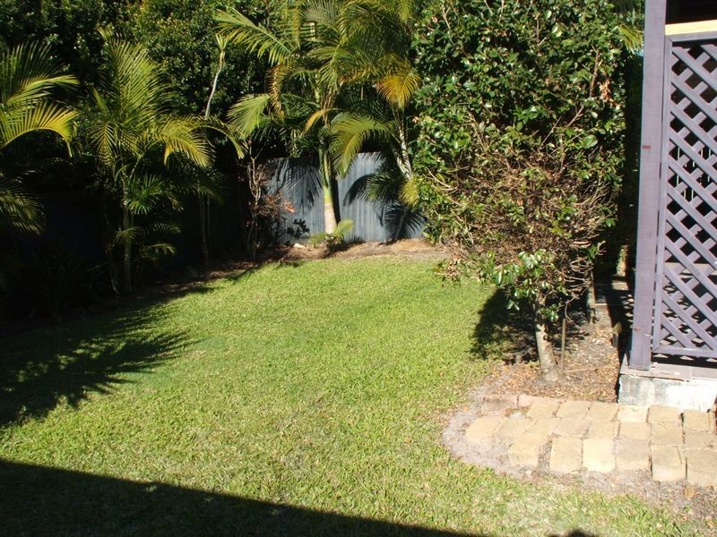 1/557 Pine Ridge Road, Biggera Waters QLD 4216