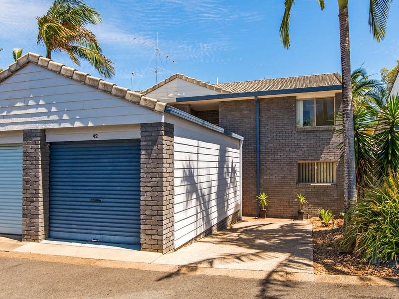 42/601 Pine Ridge Rd, Biggera Waters QLD 4216